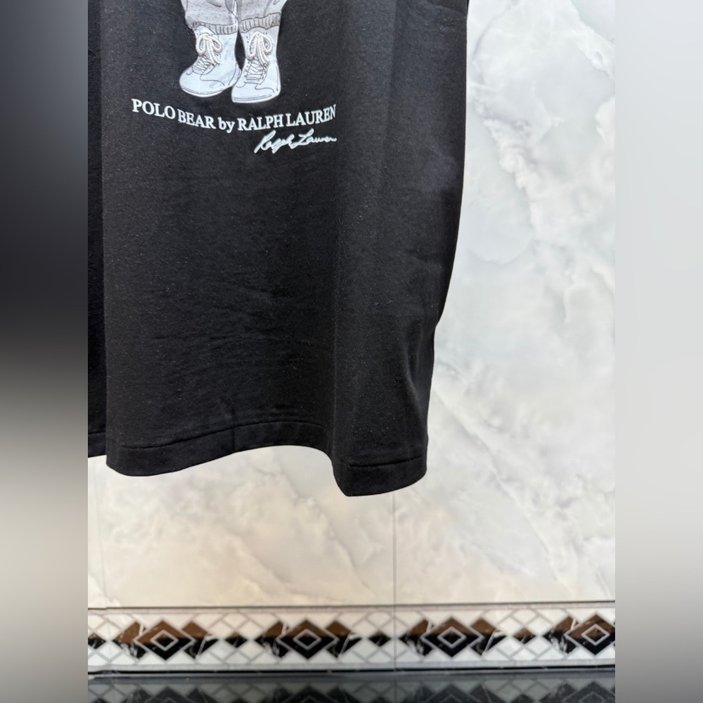 Polo Ralph Lauren bear-patterned short-sleeved T-shirt in black - Picture 8 of 8